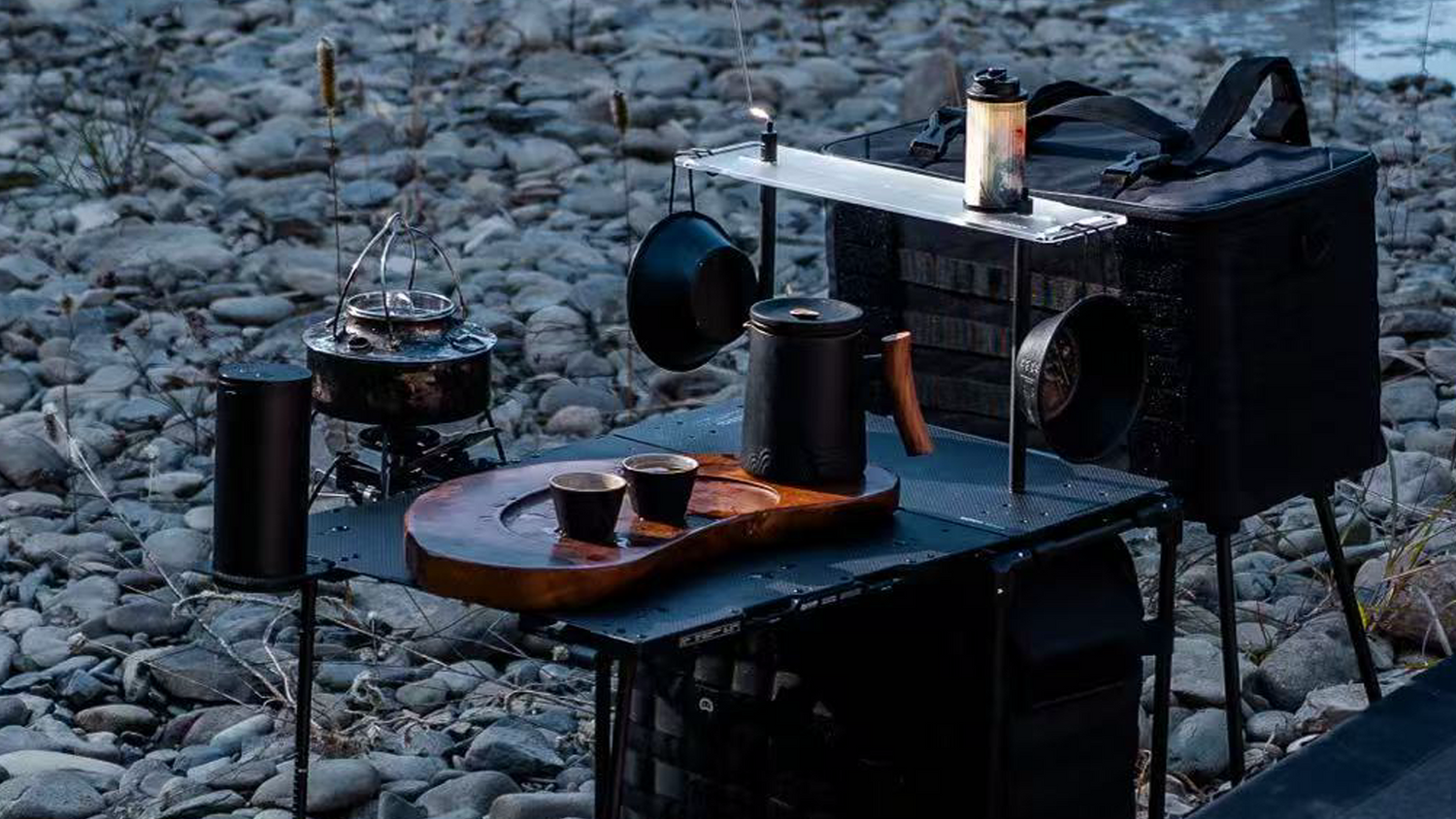 OUTDOOR TABLES
